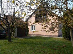 Holiday home in Balatonfenyves 18412, Balatonfenyves